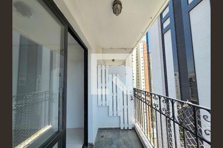 Varanda de apartamento à venda com 3 quartos, 76m² em Vila Olímpia, São Paulo