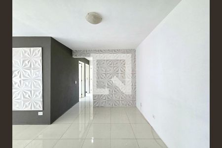 Sala de apartamento à venda com 3 quartos, 76m² em Vila Olímpia, São Paulo