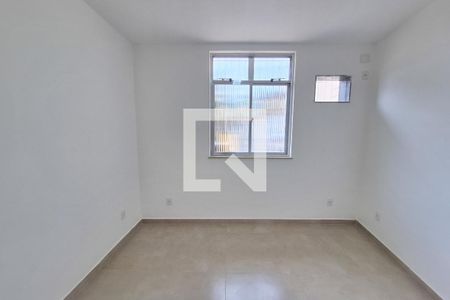 Quarto de casa para alugar com 2 quartos, 60m² em Jardim Vinte E Cinco de Agosto, Duque de Caxias