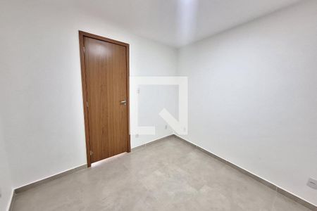 Quarto 2 de casa para alugar com 2 quartos, 60m² em Jardim Vinte E Cinco de Agosto, Duque de Caxias