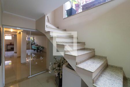 Hall de entrada de casa à venda com 4 quartos, 310m² em Vila Nogueira, Campinas