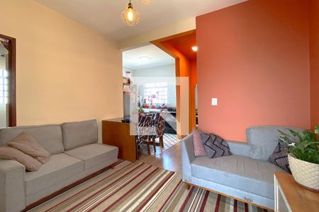 Sala de casa à venda com 2 quartos, 129m² em Concórdia, Belo Horizonte