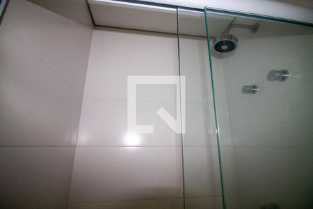 Banheiro de kitnet/studio à venda com 1 quarto, 32m² em Santo Amaro, São Paulo