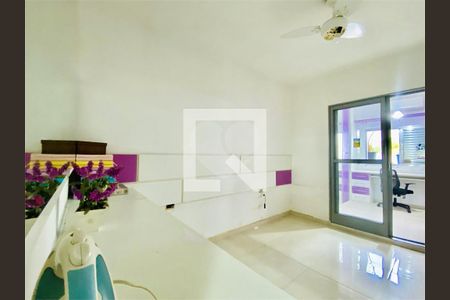 Casa à venda com 4 quartos, 320m² em Vila Gilda, Santo André