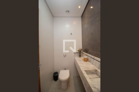 Lavabo de casa para alugar com 3 quartos, 200m² em Parque Sao Domingos, São Paulo