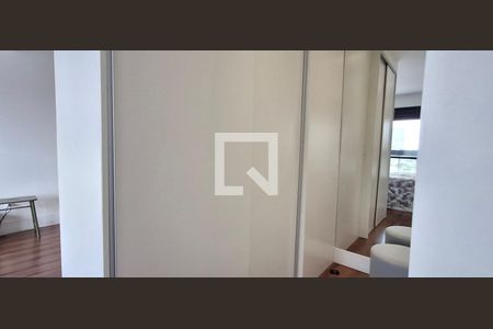 Closet de apartamento para alugar com 1 quarto, 50m² em Bom Abrigo, Florianópolis