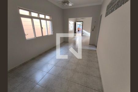 Sala de casa para alugar com 3 quartos, 201m² em Nossa Senhora Aparecida, Uberlândia