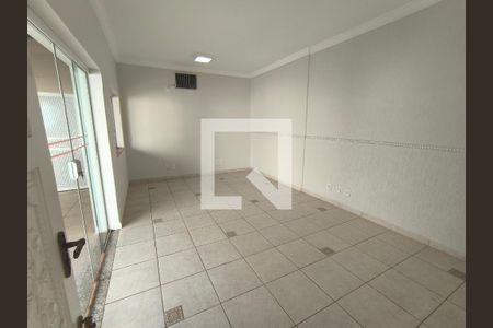 Sala 2 de casa para alugar com 3 quartos, 201m² em Nossa Senhora Aparecida, Uberlândia