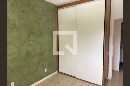 Quarto de apartamento para alugar com 3 quartos, 127m² em Itacoatiara, Niterói