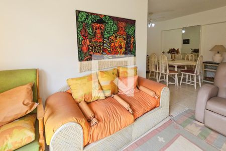 Sala de apartamento para alugar com 2 quartos, 75m² em Jardim Ana Maria, Guarujá