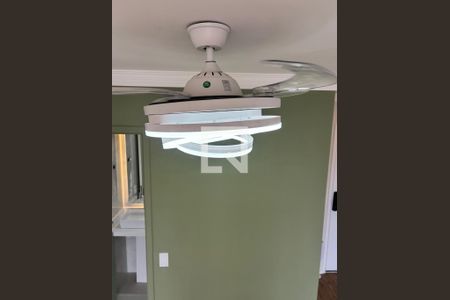 Sala de apartamento para alugar com 2 quartos, 44m² em Vila Isa, São Paulo