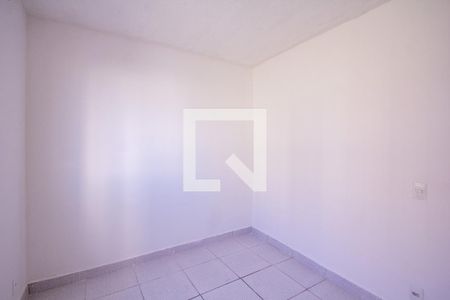 Quarto 2 de apartamento para alugar com 2 quartos, 45m² em Nova Cidade, São Gonçalo