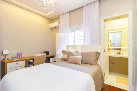 Suíte 1 de casa à venda com 2 quartos, 224m² em Quarta Parada, São Paulo