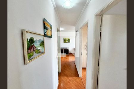 Corredor de apartamento para alugar com 3 quartos, 70m² em Vila Basileia, São Paulo