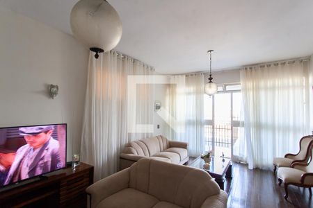 Sala de casa para alugar com 4 quartos, 239m² em Glória, Belo Horizonte