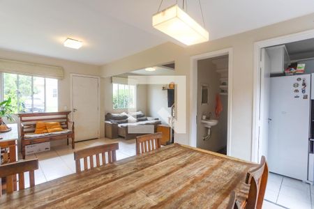 Sala de casa de condomínio à venda com 3 quartos, 98m² em Taboão, São Bernardo do Campo