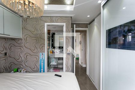 Suíte de apartamento à venda com 3 quartos, 137m² em Vila Carrão, São Paulo