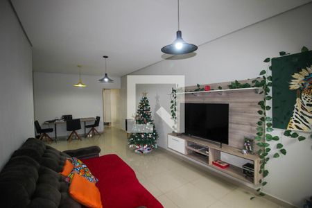 Sala de casa para alugar com 3 quartos, 130m² em Vila Hortência, Sorocaba