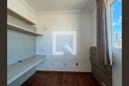 Apartamento à venda com 3 quartos, 180m² em Inconfidentes, Contagem