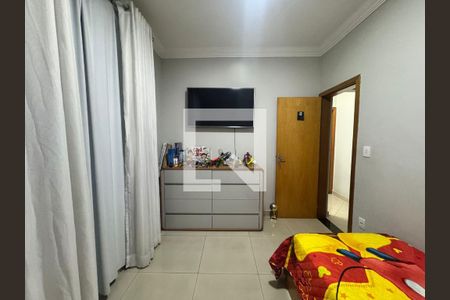 quarto 2 de apartamento à venda com 3 quartos, 180m² em Inconfidentes, Contagem