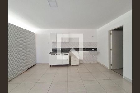 Sala/Cozinha de apartamento para alugar com 1 quarto, 30m² em Cidade Nova, Rio de Janeiro
