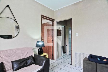 Casa para alugar com 5 quartos, 285m² em Vila Carbone, São Paulo