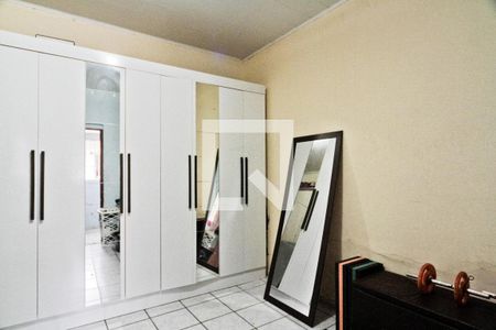 Casa para alugar com 5 quartos, 285m² em Vila Carbone, São Paulo