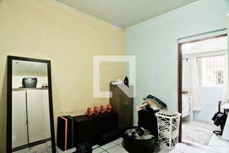 Casa para alugar com 5 quartos, 285m² em Vila Carbone, São Paulo