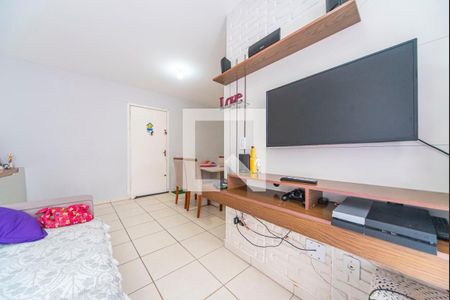 Sala de apartamento para alugar com 2 quartos, 72m² em Jardim Santa Cristina, Santo André
