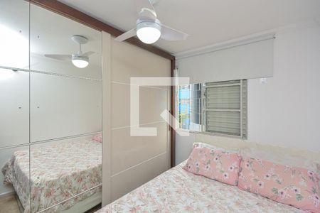 Quarto 2 de apartamento para alugar com 2 quartos, 55m² em Jardim Lallo, São Paulo