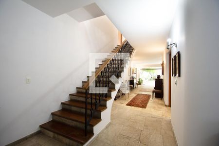 Sala de casa para alugar com 6 quartos, 630m² em Alto de Pinheiros, São Paulo