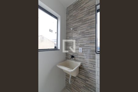 Sala/Cozinha/Área de Serviço de apartamento à venda com 2 quartos, 47m² em Vila Marieta, São Paulo