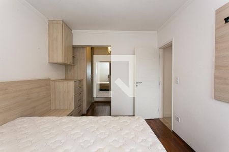 Suíte de apartamento para alugar com 2 quartos, 74m² em Parque Savoy City, São Paulo