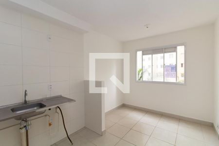 Sala/Cozinha de apartamento para alugar com 2 quartos, 38m² em Colônia (zona Leste), São Paulo