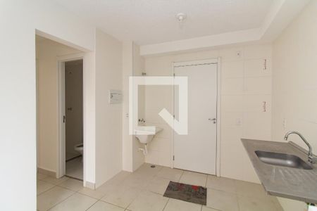 Sala/Cozinha de apartamento para alugar com 2 quartos, 38m² em Colônia (zona Leste), São Paulo
