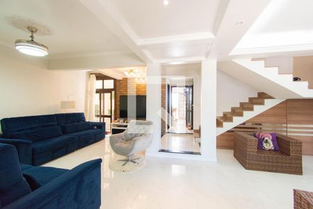 Casa para alugar com 4 quartos, 200m² em Nossa Senhora das Gracas, Canoas