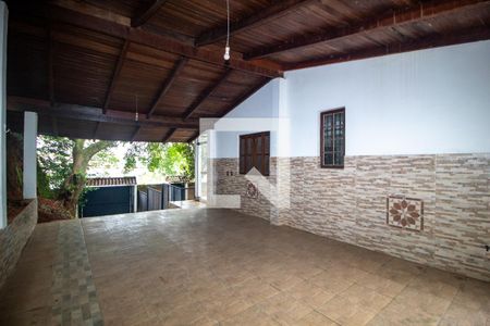 Garagem de casa para alugar com 3 quartos, 400m² em Nonoai, Porto Alegre