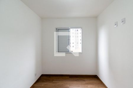Quarto 1 de apartamento para alugar com 2 quartos, 40m² em Vila Mira, São Paulo