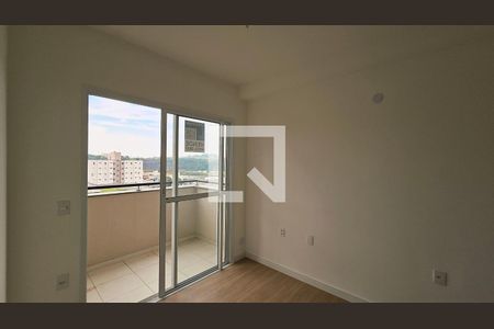 Sala de apartamento para alugar com 2 quartos, 61m² em Jardim Colonia, Jundiaí
