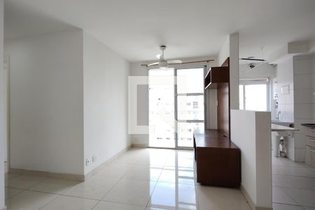 Sala de apartamento para alugar com 2 quartos, 58m² em Jacarepaguá, Rio de Janeiro