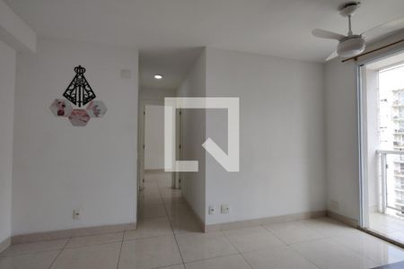 Sala de apartamento para alugar com 2 quartos, 58m² em Jacarepaguá, Rio de Janeiro