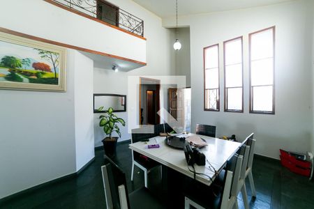 Sala de casa à venda com 4 quartos, 195m² em Palmares, Belo Horizonte