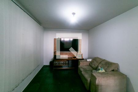 Sala de TV de casa à venda com 4 quartos, 195m² em Palmares, Belo Horizonte