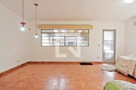 Sala de casa para alugar com 3 quartos, 350m² em Parque Peruche, São Paulo