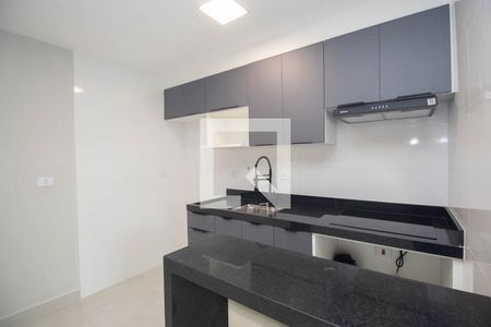 Sala/Cozinha de kitnet/studio para alugar com 1 quarto, 32m² em Vila Santa Terezinha (zona Norte), São Paulo