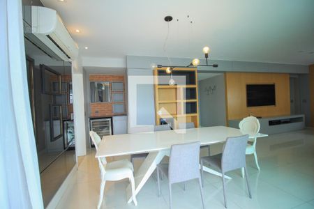 Apartamento à venda com 3 quartos, 171m² em Vila Santo Estevão, São Paulo