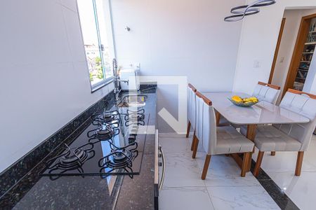 cozinha de apartamento à venda com 2 quartos, 87m² em Santa Monica, Belo Horizonte