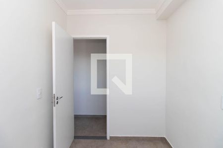 Quarto 1 de apartamento para alugar com 2 quartos, 42m² em Vila Galvão, Guarulhos