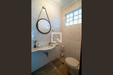 Lavabo de casa à venda com 3 quartos, 290m² em Jardim Jussara, São Paulo