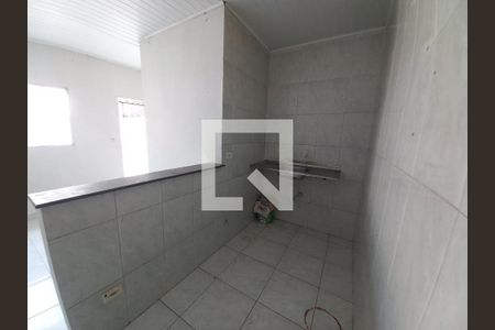 Cozinha de casa para alugar com 1 quarto, 55m² em Vila Jockei Clube, São Vicente